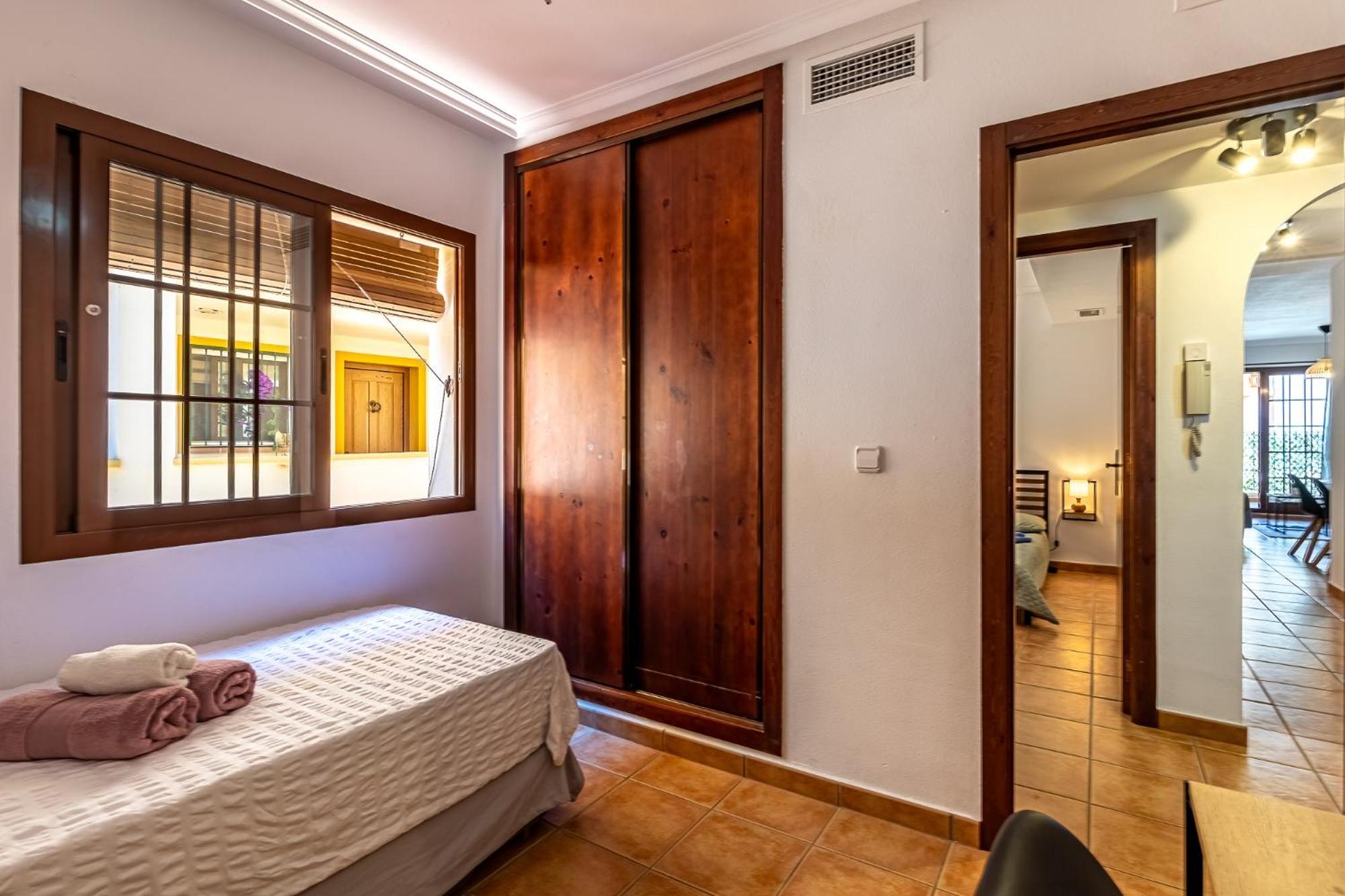 Casa Rexola Con Balcon Para 7 Viajeros Con Piscina Comunitaria Roda Eksteriør billede