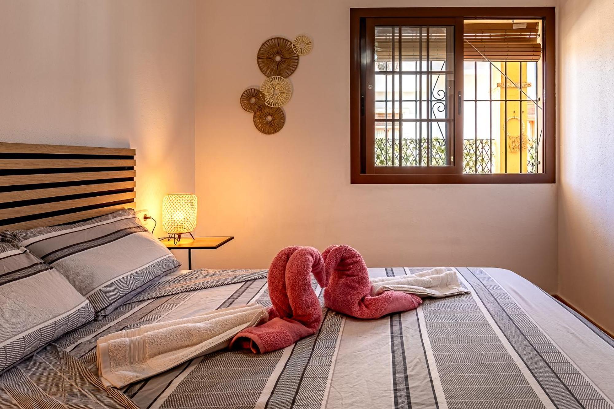 Casa Rexola Con Balcon Para 7 Viajeros Con Piscina Comunitaria Roda Eksteriør billede